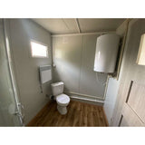 BÜROCONTAINER 6,00 X 2,40 M MIT TOILETTE, DUSCHE UND KÜCHE